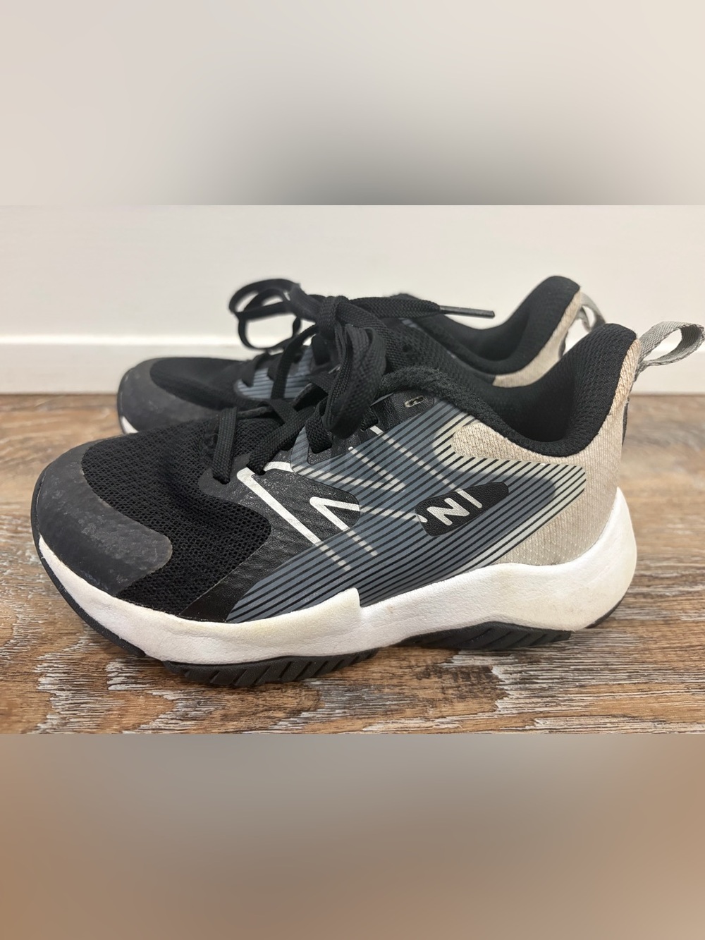 New Balance Little Boys Black and Gray Athletic Sneakers, Size 10.5